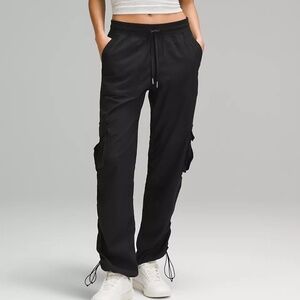 Lululemon Dance Studio Relaxed-Fit Mid-Rise Cargo Pant, Size Small